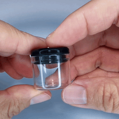 5ml/1g  Distinctive Design Glass Concentrate Jar w/ Silicone Push Cap